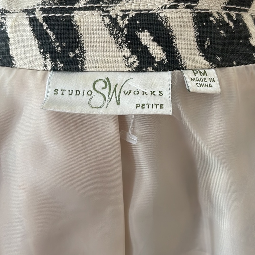 Lined Lightweight Zebra Jacket - image 6